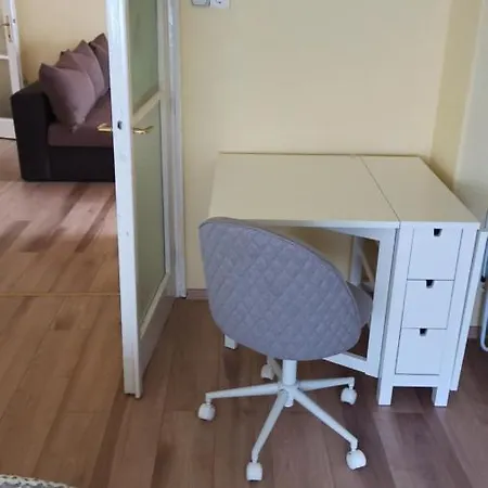Apartman Centrum 2 *